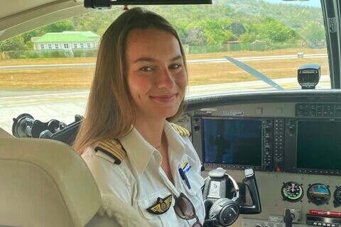 St Barth Commuter has recruited the second female pilot in its history.

Maeva LHUILLIER joined the team in January 2022.
